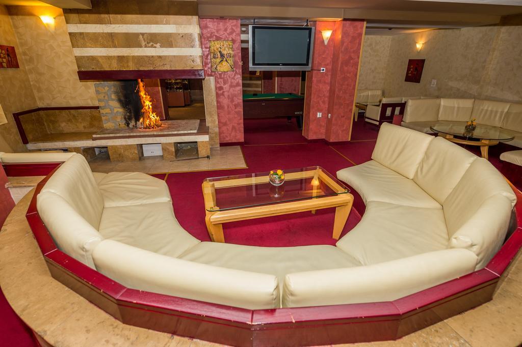 Diva Hotel & Thermal Pool Chiflik Luaran gambar